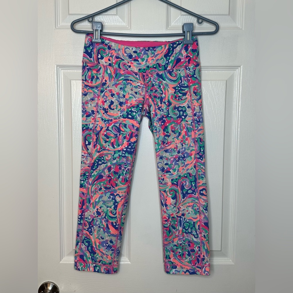 Lilly Pulitzer Pants Luxletic Weekender Crop Multi La Playa women’s size SMALL
